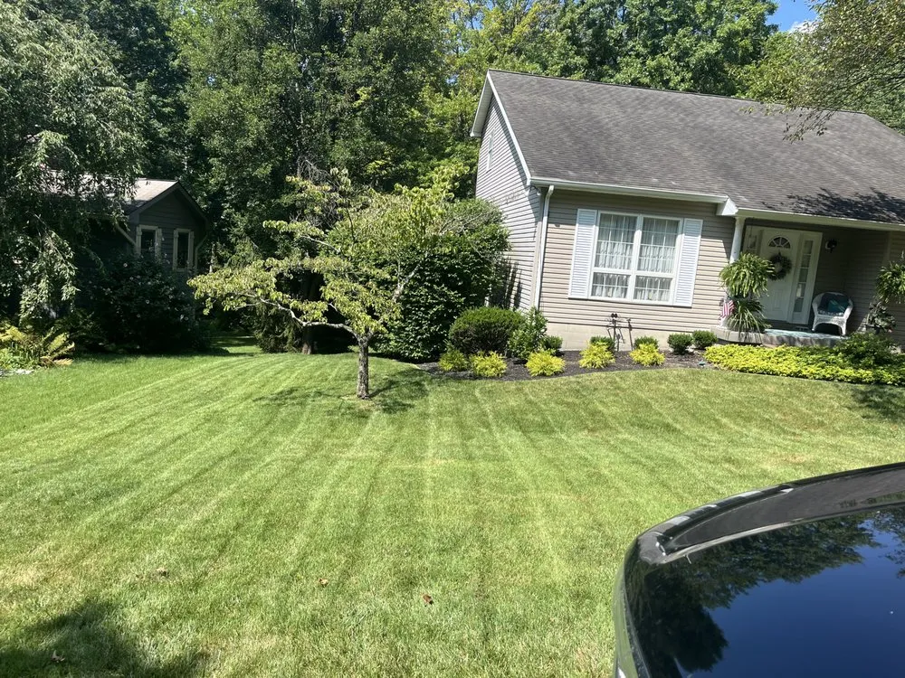 Reliable yard cleanup service experts serving Circleville, OH - Knight Outdoor Services