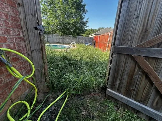 Knight’s Blade Lawn Care