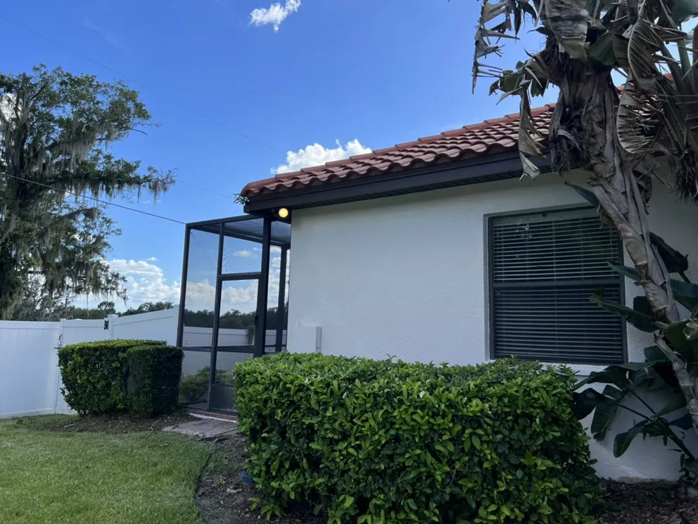 Expert lawn mowing service experts serving Lakeland, FL - Knights Landscape Design