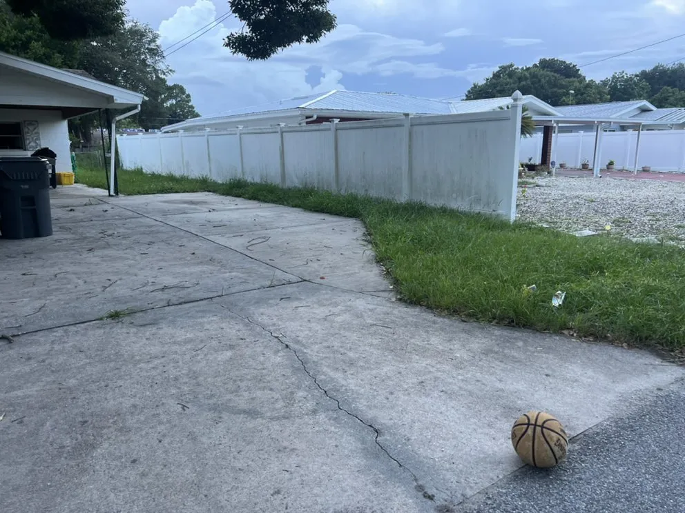 Affordable lawn mowing service in Lakeland, FL by Knights Landscape Design