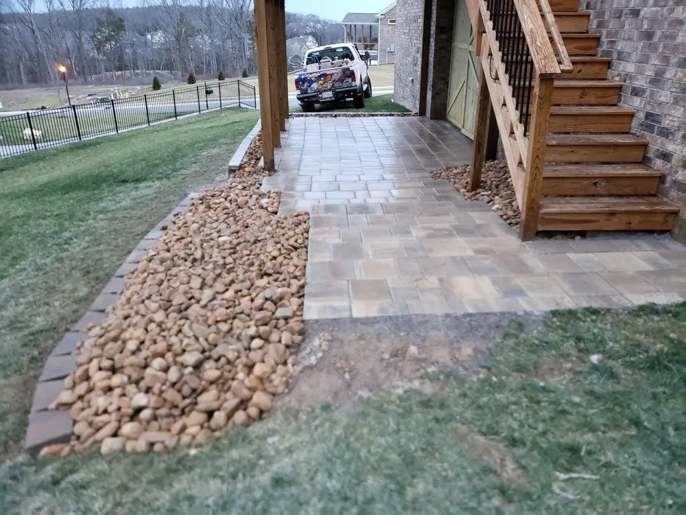 Local lawn care service in Smyrna, TN - Knights Landscaping Construction And Design