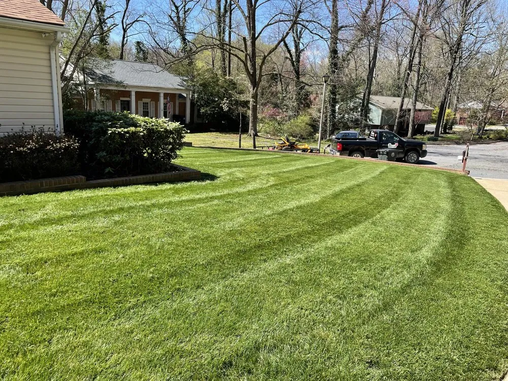 Custom lawn mowing service experts serving Spotsylvania Courthouse, VA - Knights Lawn Care