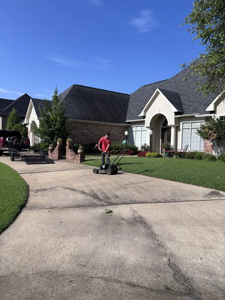 Expert landscape design with custom design in Bossier City, LA by Knights Outdoor Services