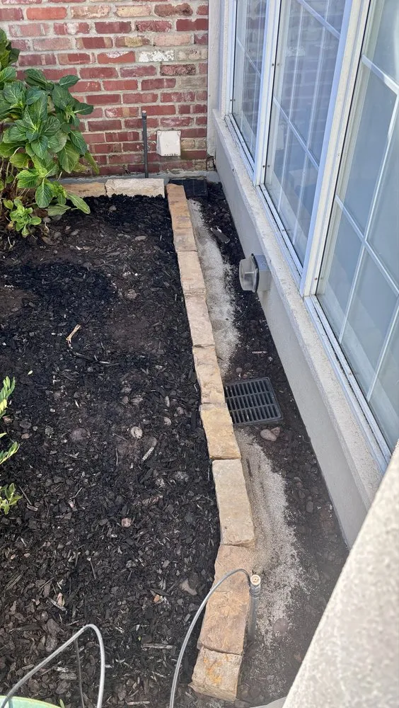 Custom lawn mowing service with custom design in Bossier City, LA by Knights Outdoor Services