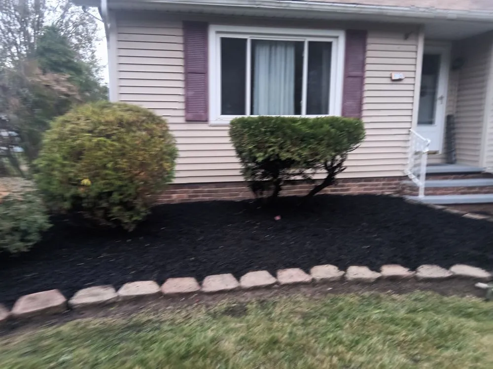 Professional yard maintenance in Cleveland, OH - KNK Landscaping And Snow Removal