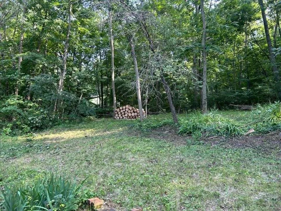 Trusted garden landscaping experts serving Elkhorn, WI - KNK Landscaping Customs