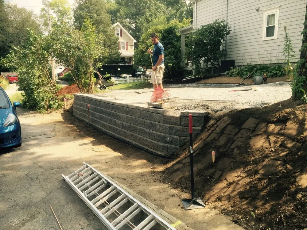 Reliable yard cleanup service in Norwood, MA - KnK Luxury Development