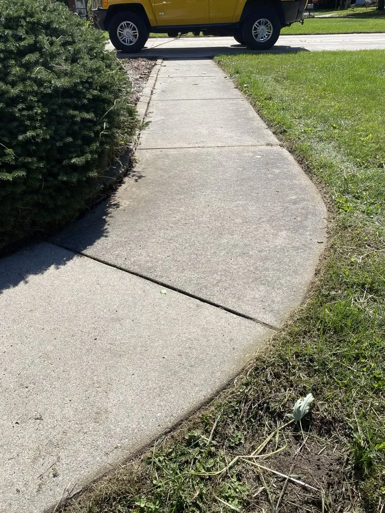 Trusted residential landscaping in Liberty Center, OH by KNM Mowing & More