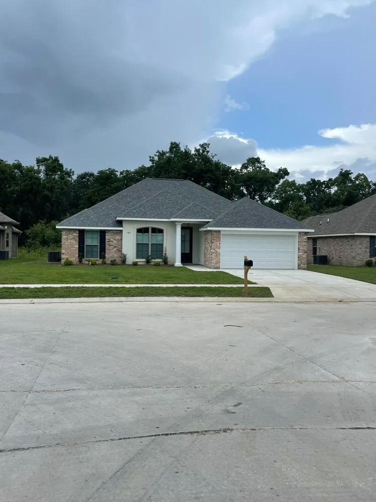 Professional lawn care service in Reserve, LA by Knockout Lawn Service