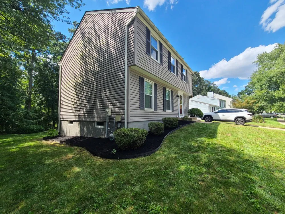 Trusted lawn mowing service in Glen Burnie, MD by Knott's Lawn Service