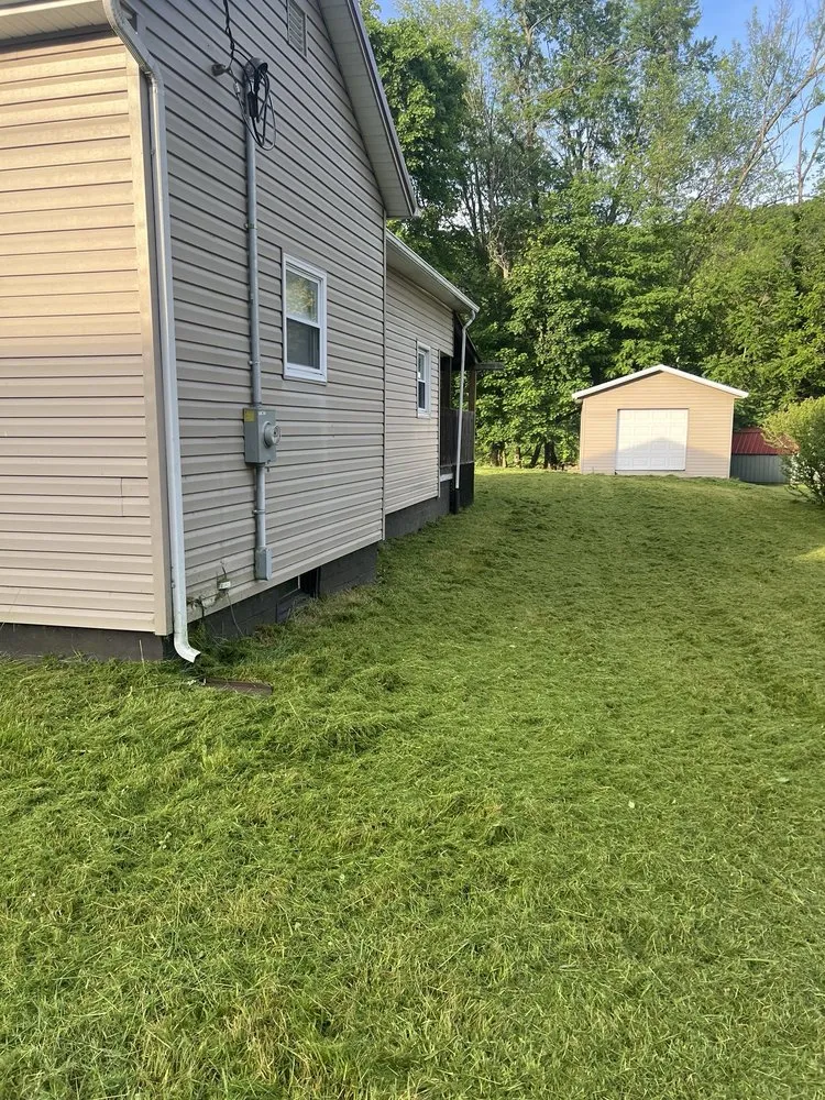 Affordable landscape installation for beautiful yards across Grafton, WV - Knotts LawnCare