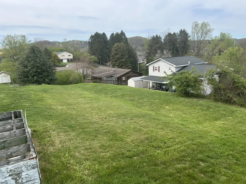 Affordable garden landscaping near you in Clarksburg, WV by Knotts Yard Services