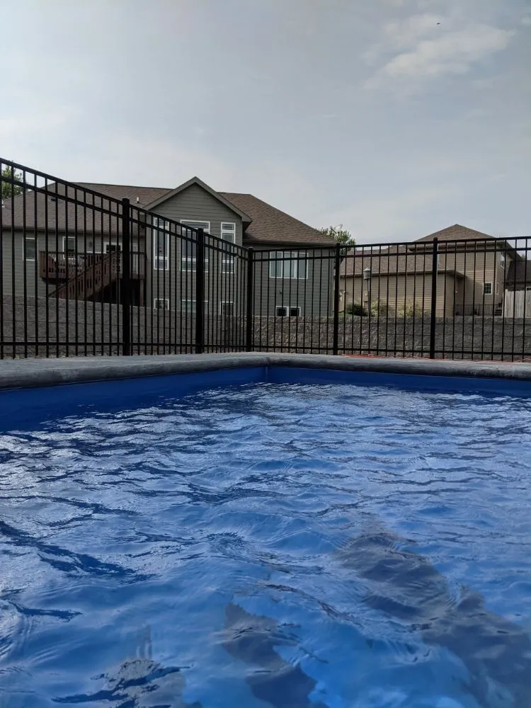 Professional landscaping services experts serving Des Moines, IA - Knox Lawnscapes