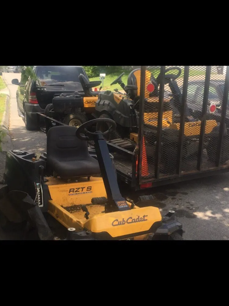 Expert garden landscaping for homes across Knoxville, TN - Knoxville Mowing Service