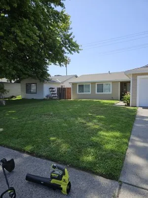 Kodas Lawn Care Logo