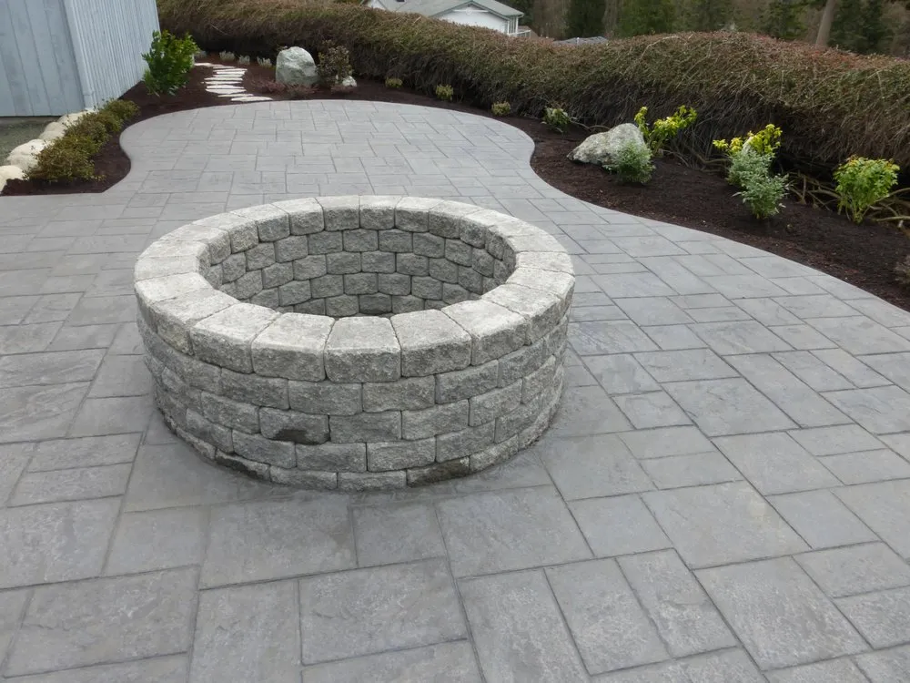 Professional lawn mowing service experts serving Anacortes, WA - Kodiak Concrete Services