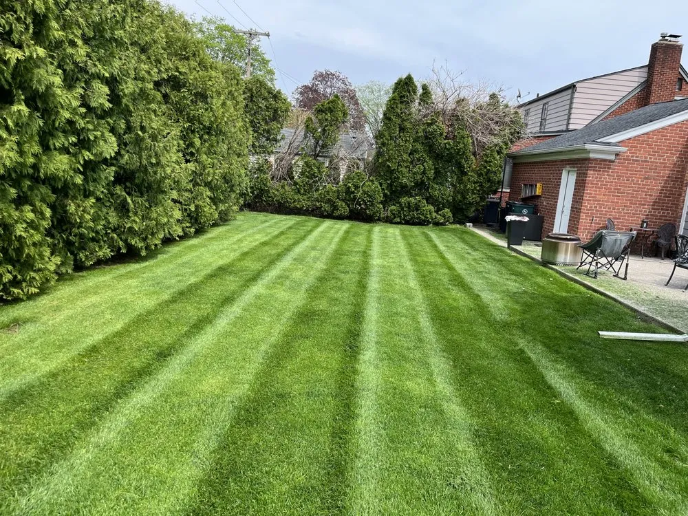 Affordable yard cleanup service for homes in Royal Oak, MI by Koen Landscape Group
