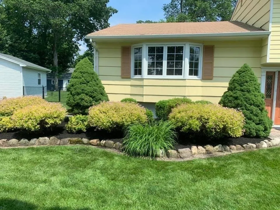 Expert lawn care service in Pequannock Township, NJ by Kohle's Landscaping Services