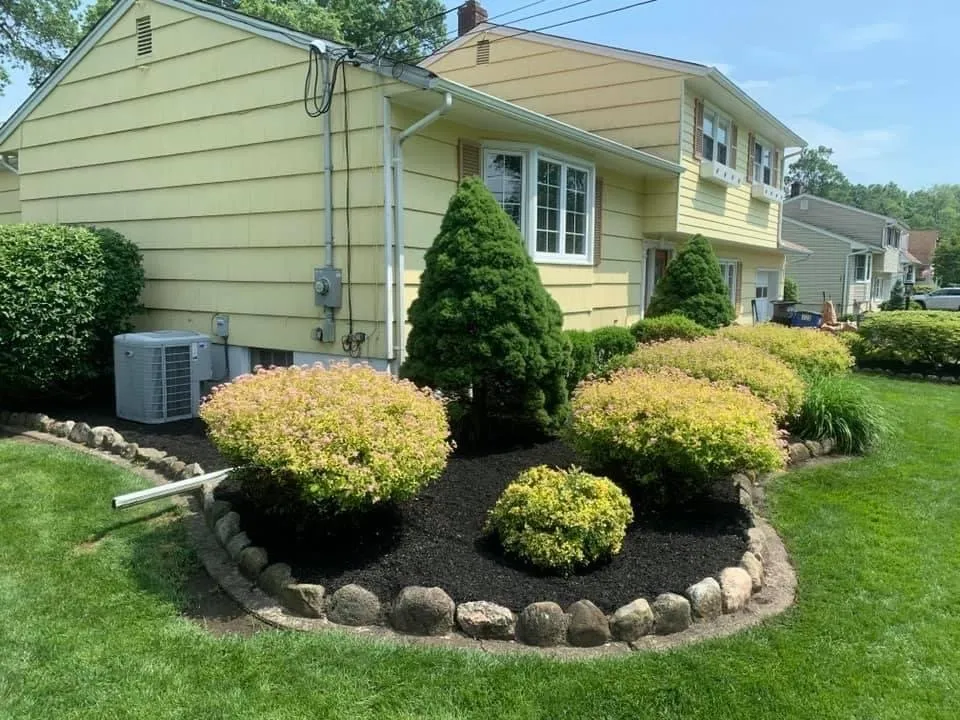 Trusted residential landscaping for year-round maintenance in Pequannock Township, NJ by Kohle's Landscaping Services
