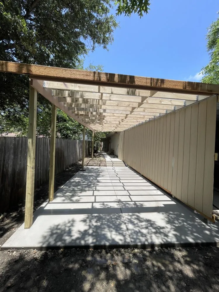 Expert lawn mowing service experts serving Euless, TX - Kokonut Construction