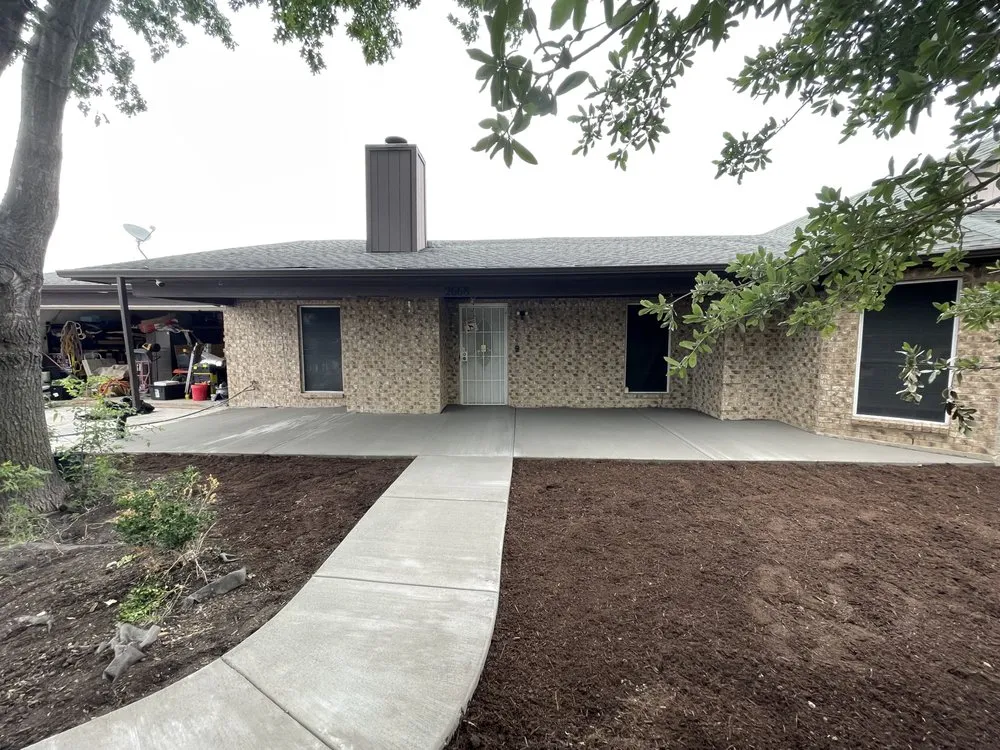 Reliable lawn care service experts serving Euless, TX - Kokonut Construction