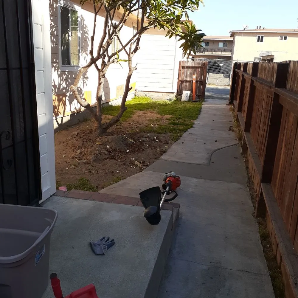 Expert garden landscaping experts serving Downey, CA - Kokonut Lawn Care