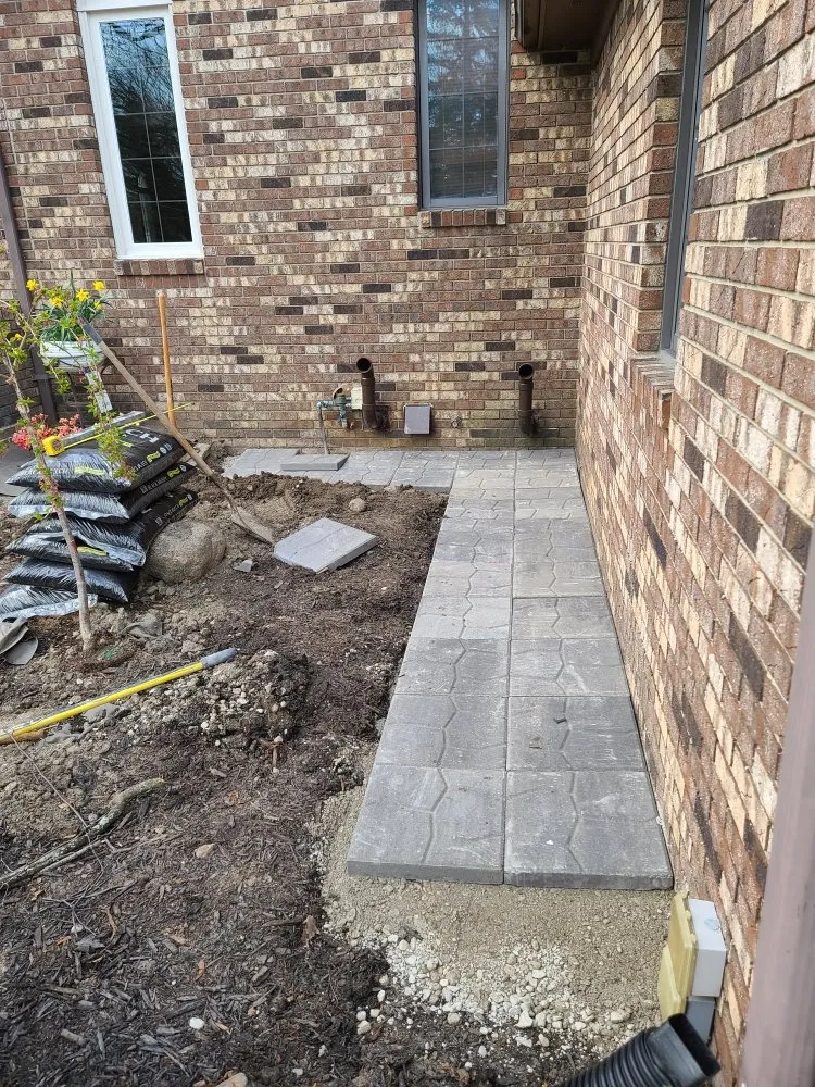 Local lawn care service experts serving Fenton, MI - Kolar Creek Lawn Care And Landscaping Services