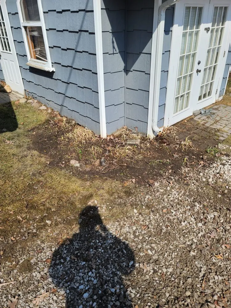 Reliable residential landscaping experts serving Fenton, MI - Kolar Creek Lawn Care And Landscaping Services