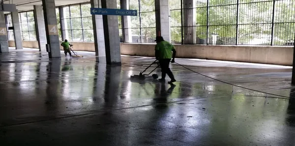 Kom Klean Pressure Washing