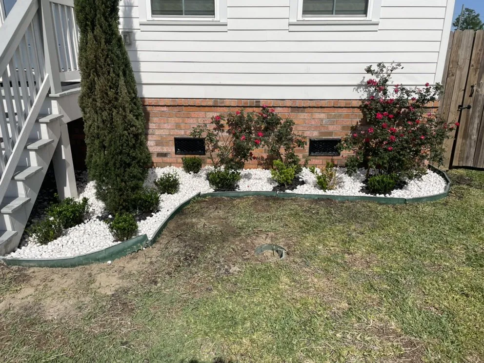 Custom lawn mowing service in Chalmette, LA by KoMar Lawn Care Services