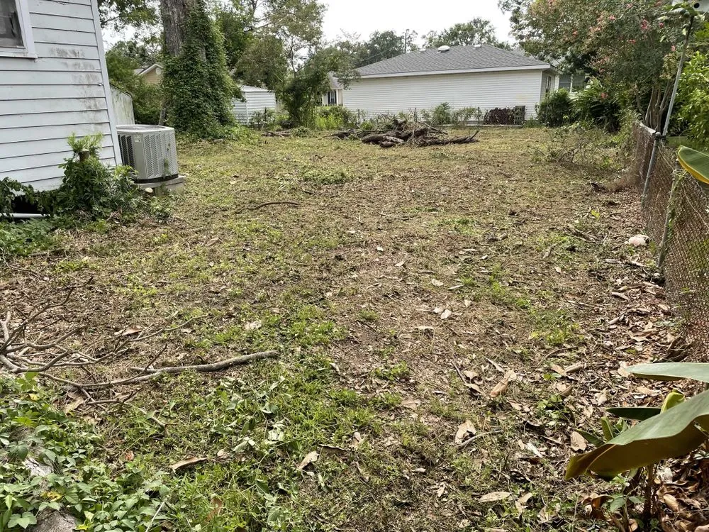 Professional lawn care service in Chalmette, LA by KoMar Lawn Care Services