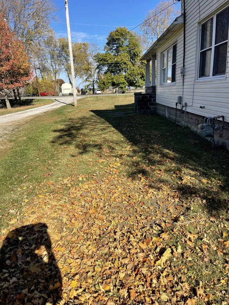 Professional lawn mowing service experts serving Oregon, OH - Komon’s Lawn & Tree Service