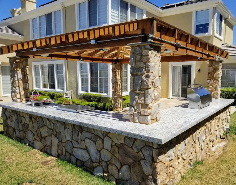 Custom garden landscaping in Oakley, CA by Konig Construction Outdoor Living Specialists