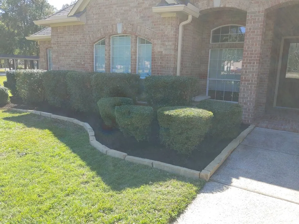 Affordable lawn care service experts serving Panorama Village, TX - Korat lawncare