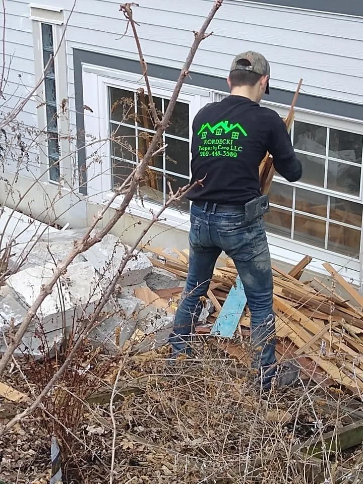 Custom outdoor landscaping in Twin Lakes, WI by Kordecki Property Care