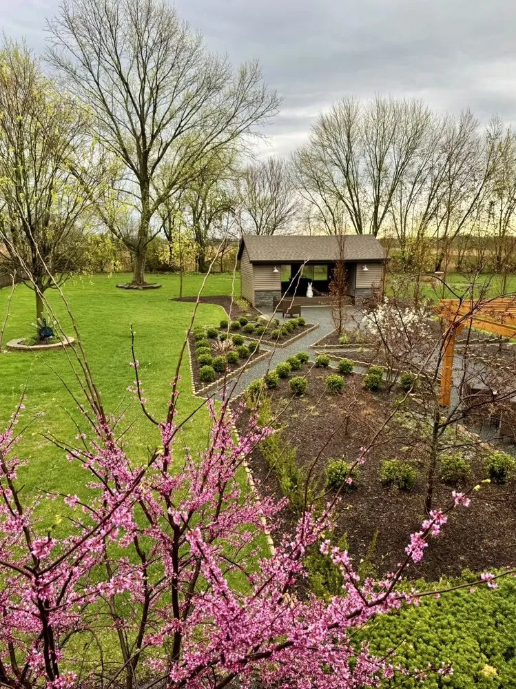 Top-rated garden landscaping for outdoor upgrades in Frankfort, IL by Koreman Landscape