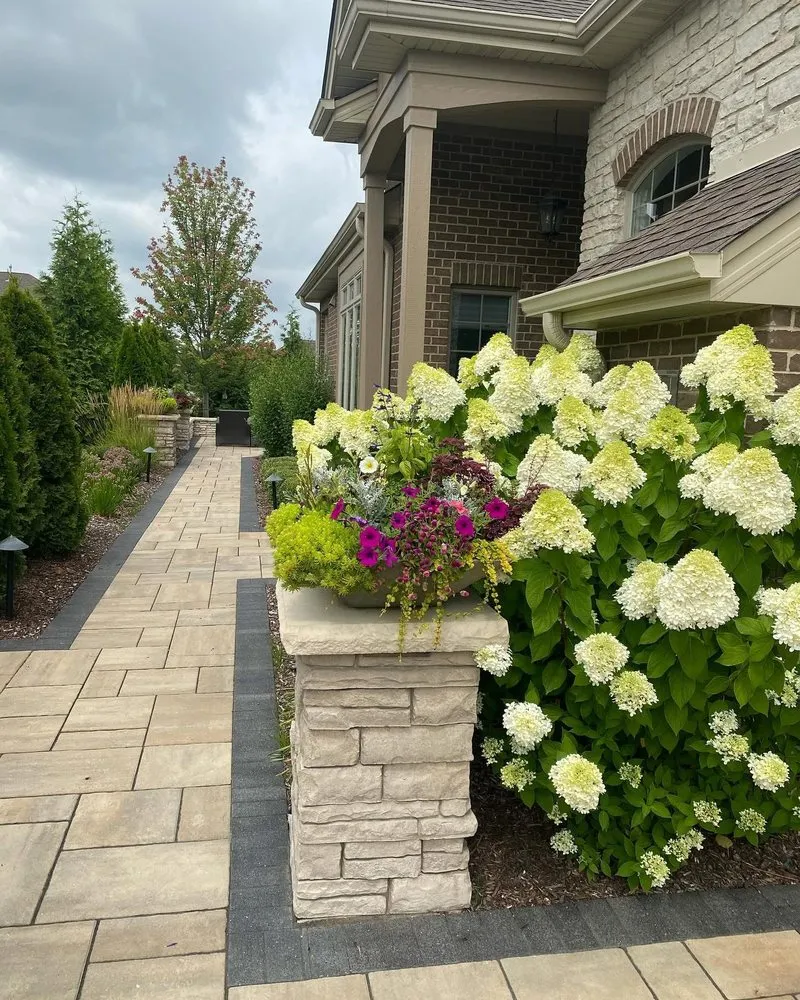 Trusted yard cleanup service in Frankfort, IL by Koreman Landscape