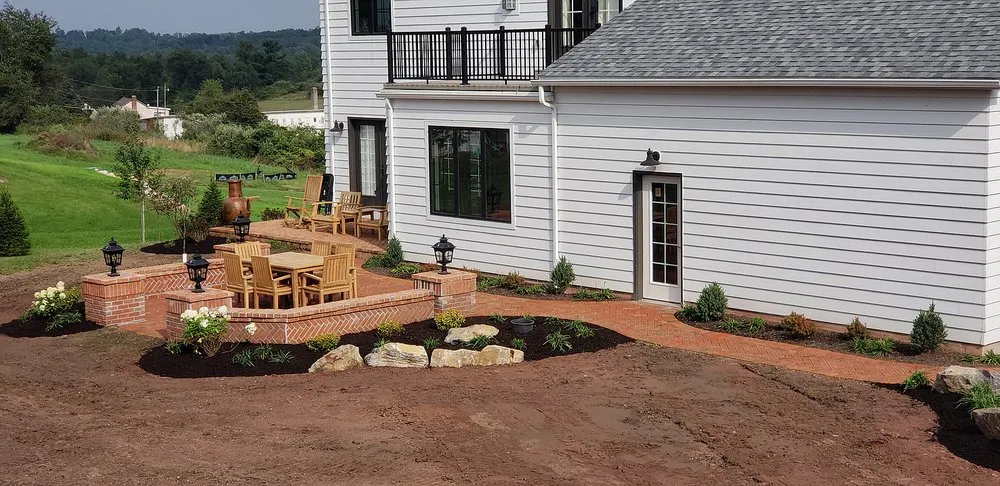 Professional garden landscaping experts serving Douglassville, PA - KORstone