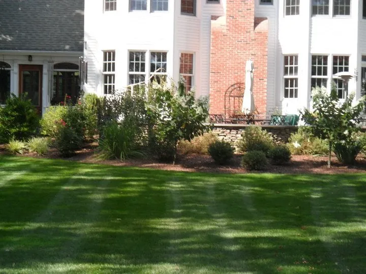 Reliable garden landscaping experts serving Ellington, CT - Kosilla Landscaping Services