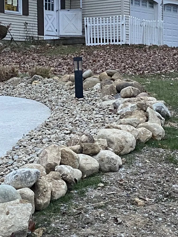 Affordable garden landscaping in Canton, OH by Koske Outdoor Design