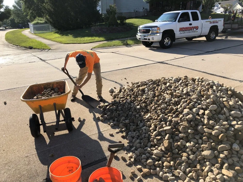 Top-rated garden landscaping near you across St Louis, MO - Kozeny's Lawn Service