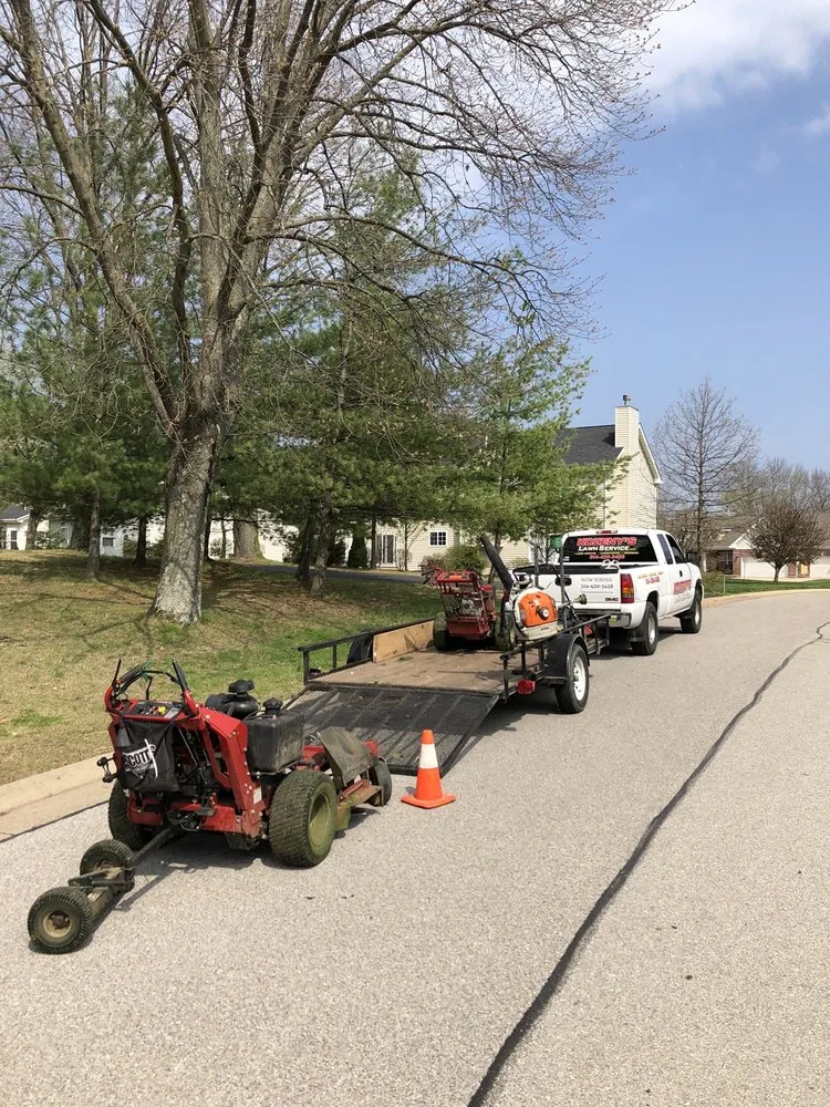 Top-rated lawn care service experts serving St Louis, MO - Kozeny's Lawn Service