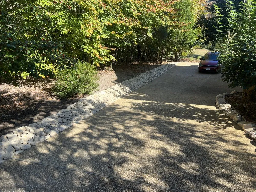 Professional yard maintenance with custom design in Williamsburg, VA by KP Landscaping