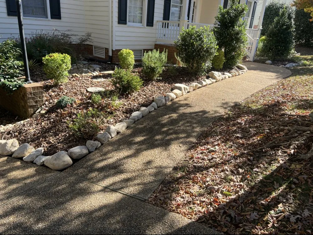 Custom lawn mowing service with custom design in Williamsburg, VA by KP Landscaping