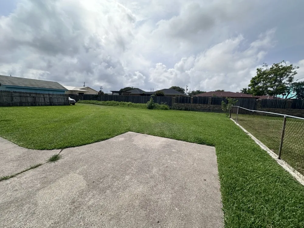 Reliable landscape design for year-round maintenance across San Leon, TX - KP Lawn Technicians