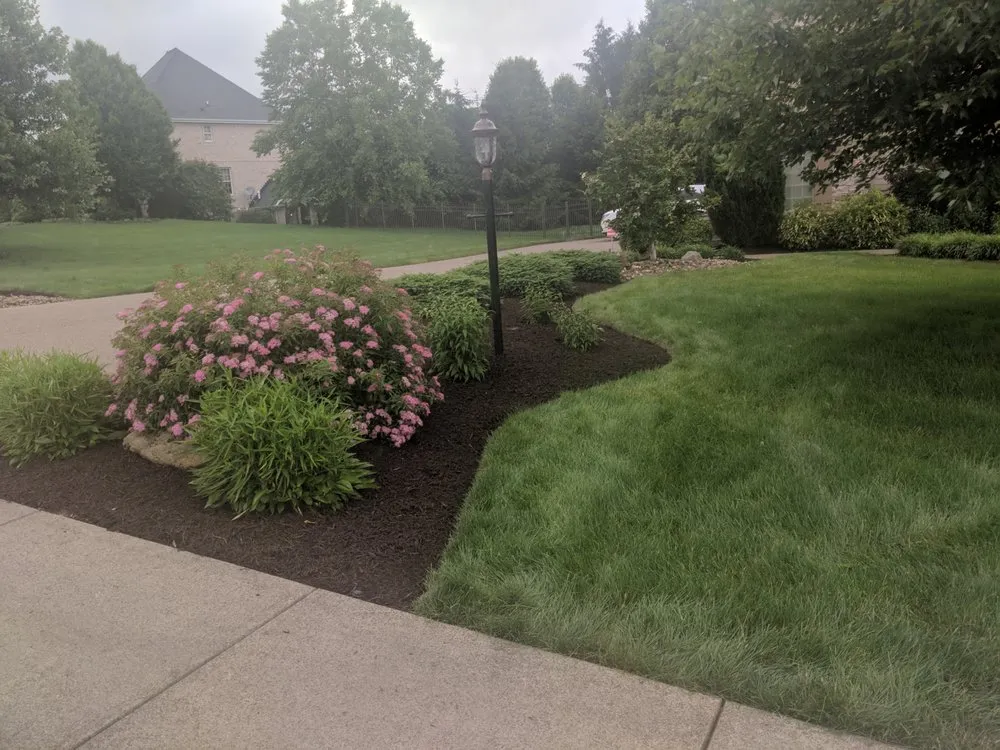 Top-rated outdoor landscaping experts serving Pittsburgh, PA - KP Leaf and Lawn
