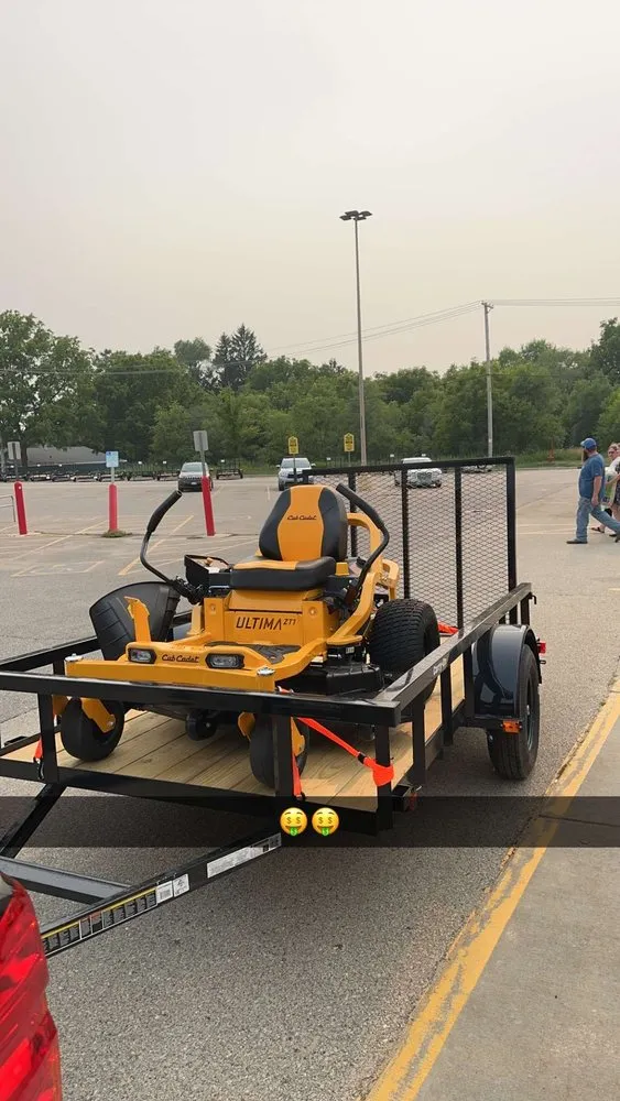 Professional yard maintenance for beautiful yards across Sun Prairie, WI - KPs Lawn & Snow