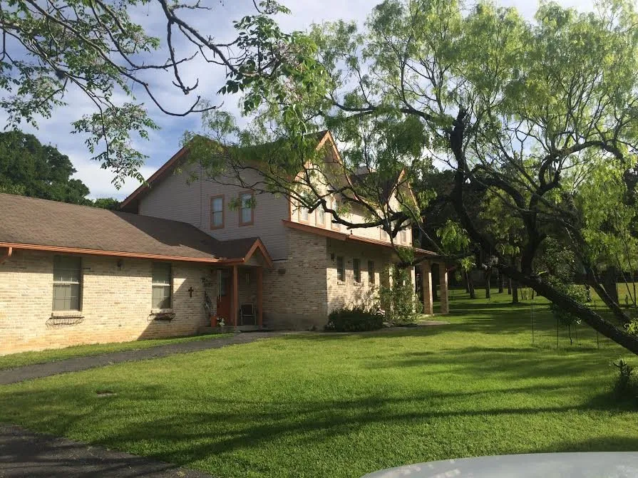 Trusted yard maintenance in Selma, TX by KPS Services