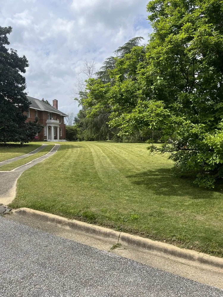 Custom lawn mowing service experts serving LaGrange, GA - KPW Landscaping