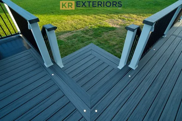 KR Exteriors Inc Logo